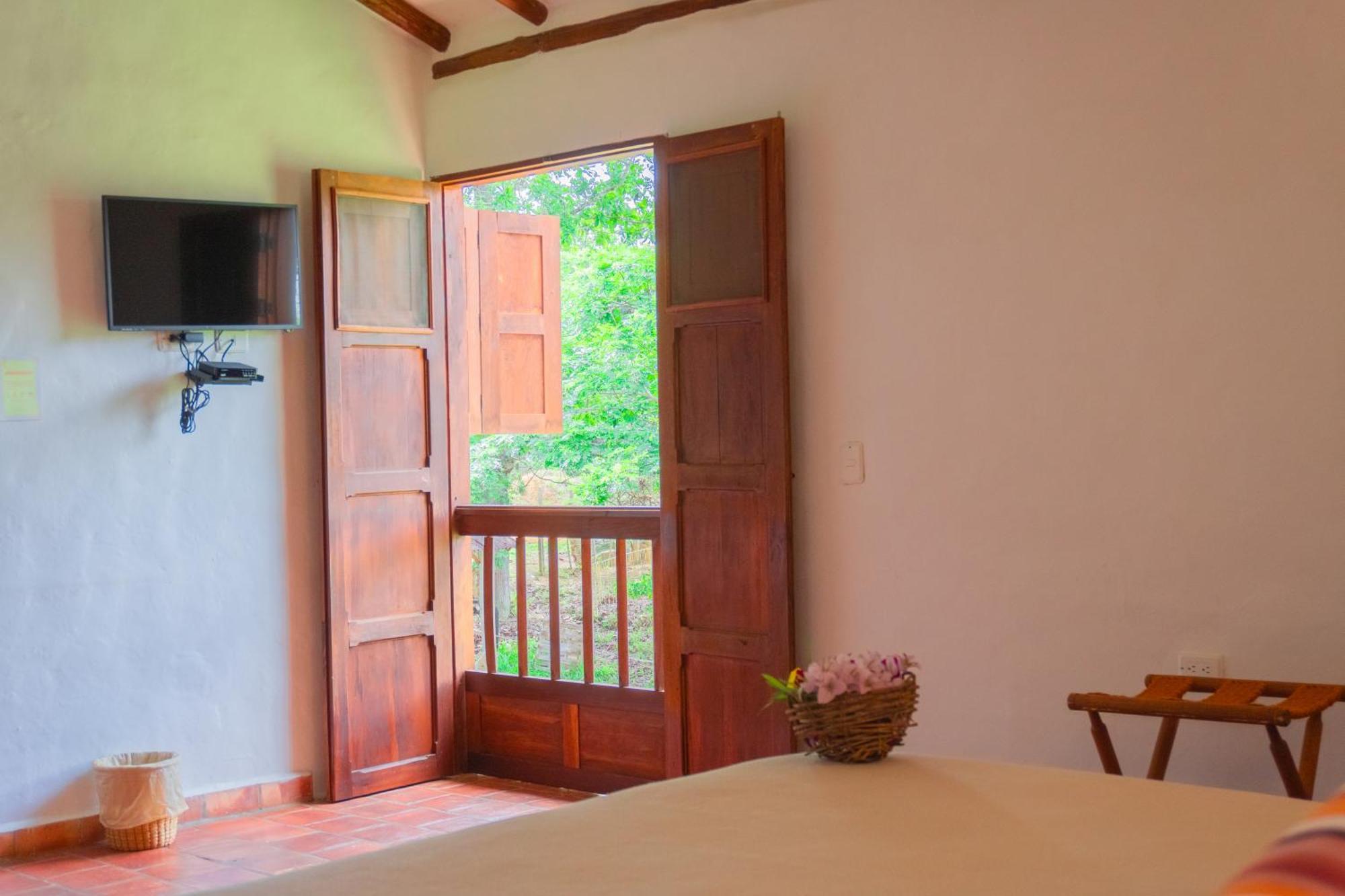 Hotel Hacienda Macedonia バリチャラ エクステリア 写真