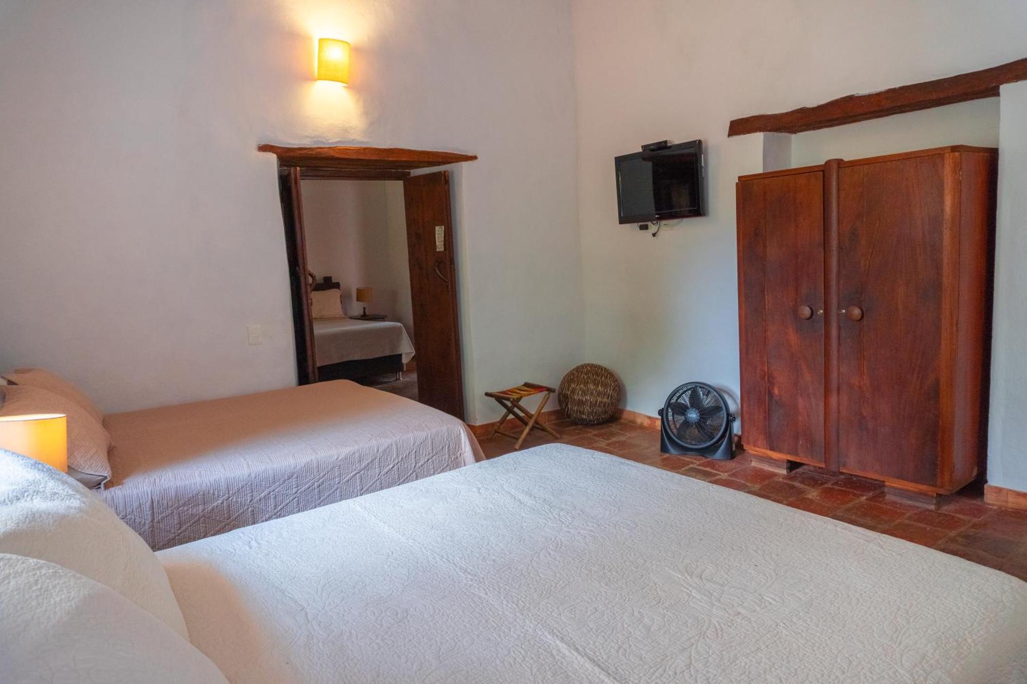 Hotel Hacienda Macedonia バリチャラ エクステリア 写真