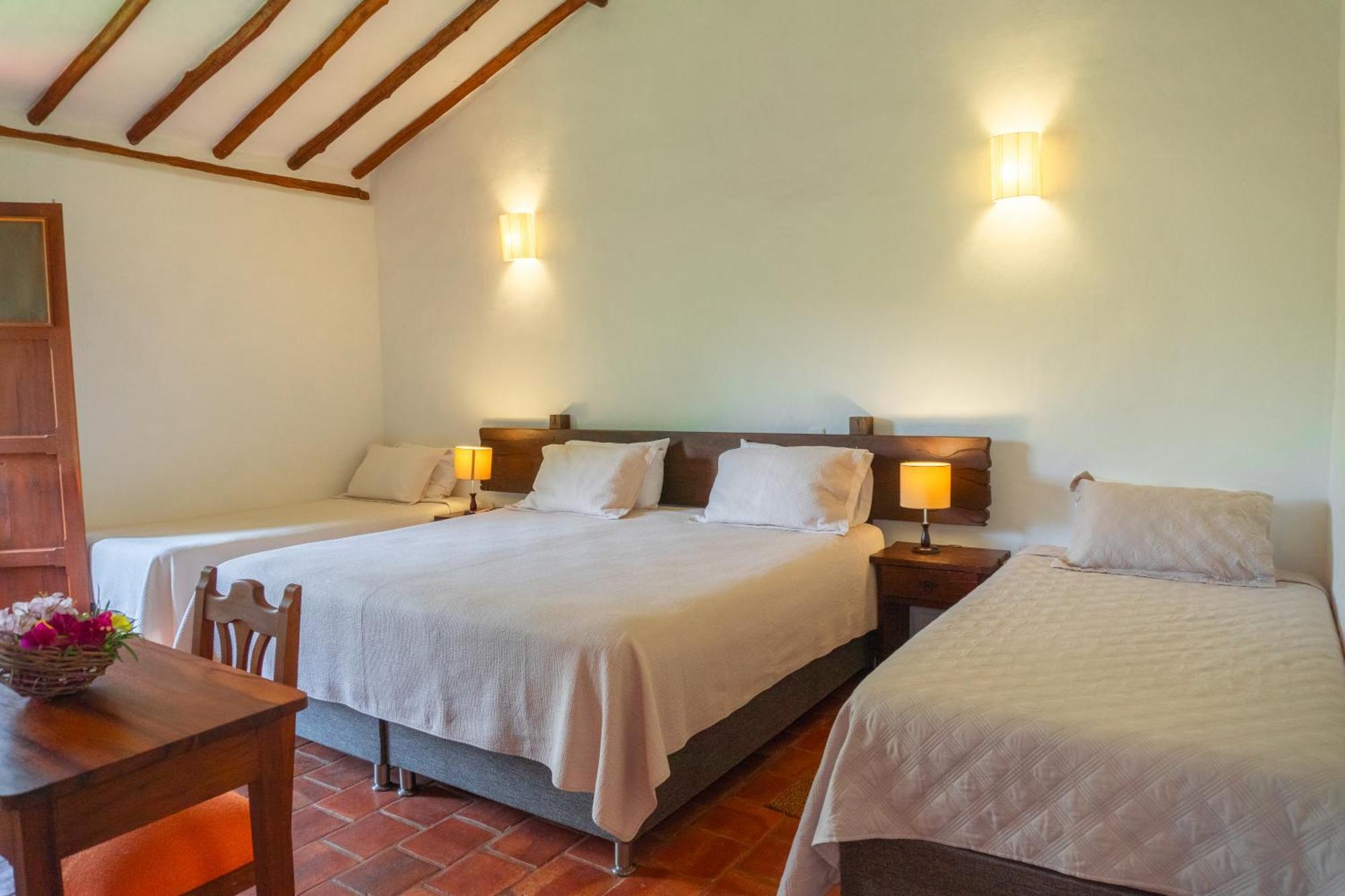 Hotel Hacienda Macedonia バリチャラ エクステリア 写真