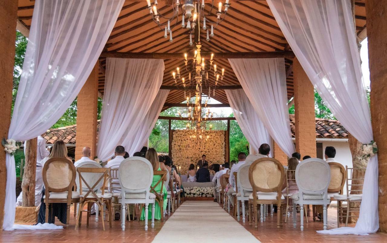 Hotel Hacienda Macedonia バリチャラ エクステリア 写真
